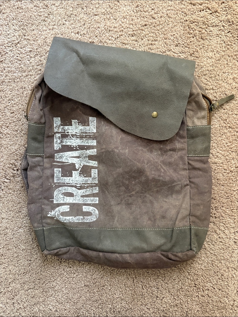 Canvas 'CREATE' Messenger Bag in Brownish Purple